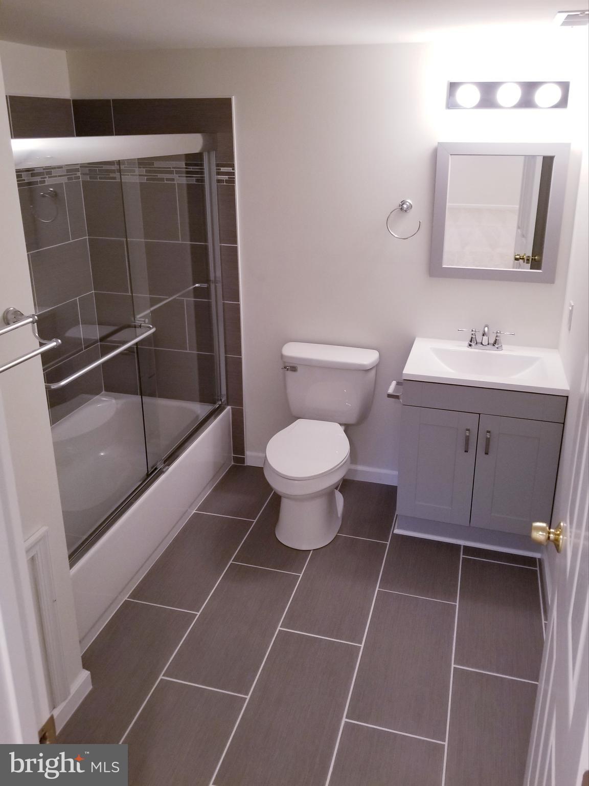 7941 East Shore Road Pasadena, MD 21122 - Photo 23 of 28 Lower Level Full Bath