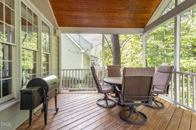 a sign that is on the side of a road