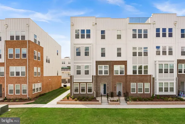 $650,000 | 20052 Coral Wind Terrace, Ashburn, VA 20147