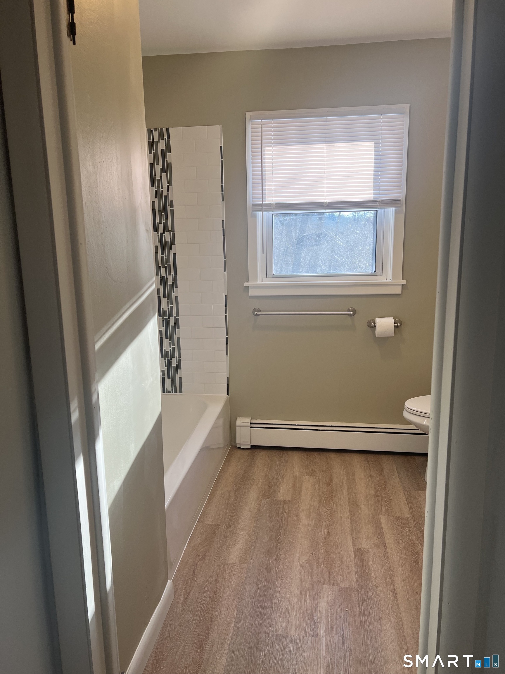 4 North Glenwoods Road Ledyard, CT 06335 - Photo 15 of 27