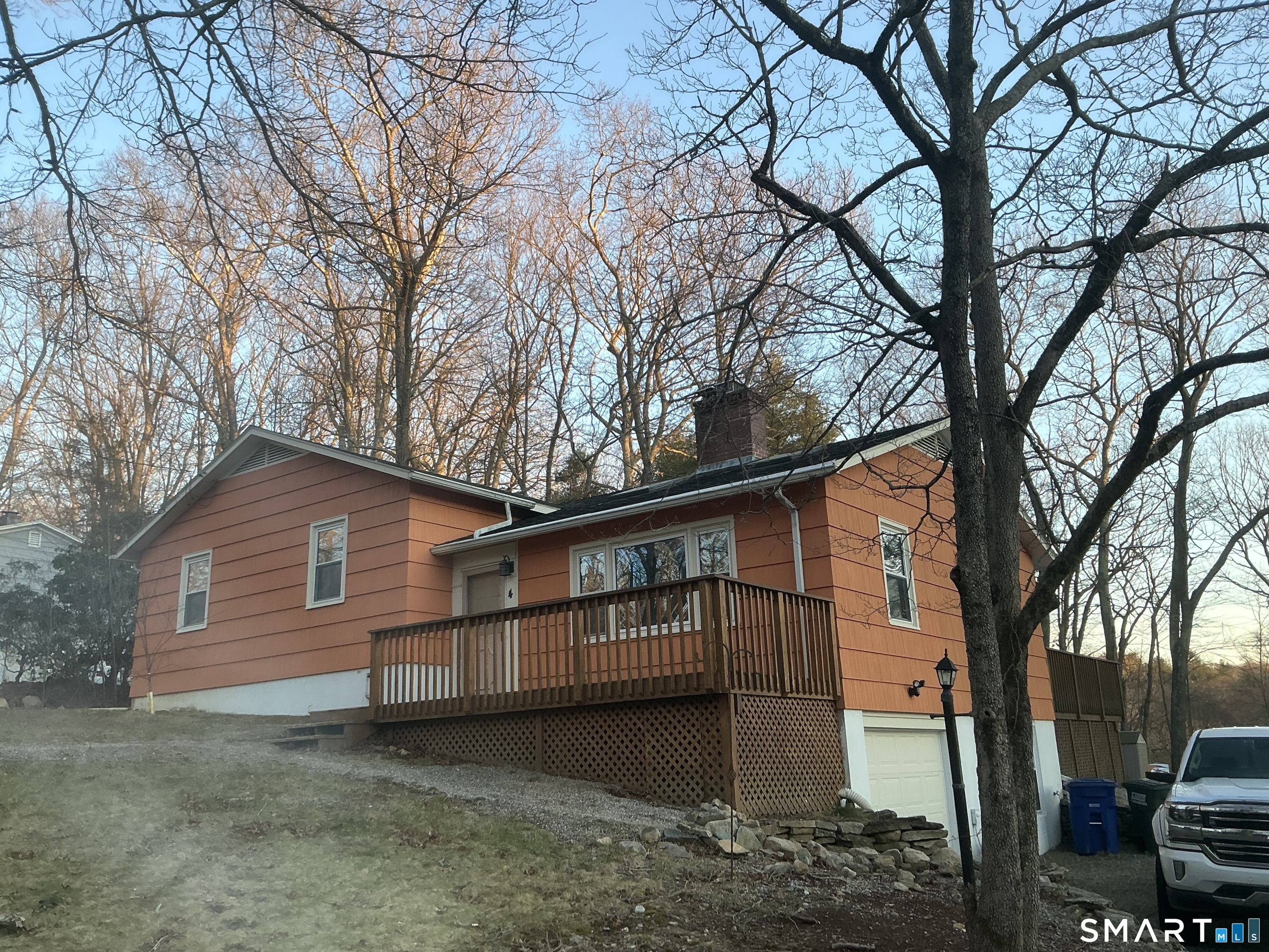 4 North Glenwoods Road Ledyard, CT 06335 - Photo 3 of 27