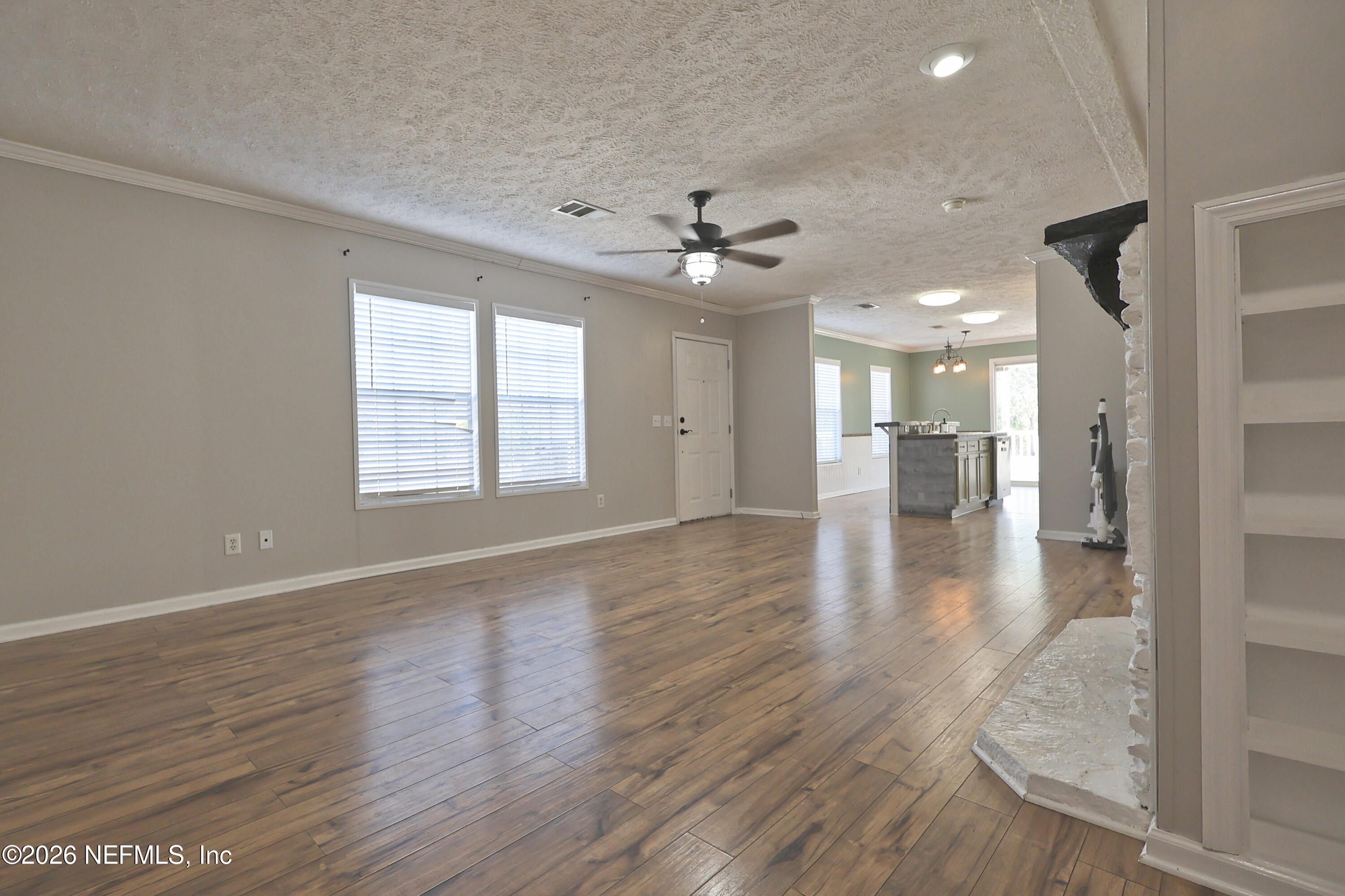 4680 Southeast 92nd Street Starke, FL 32091 - Photo 12 of 80 Living Room