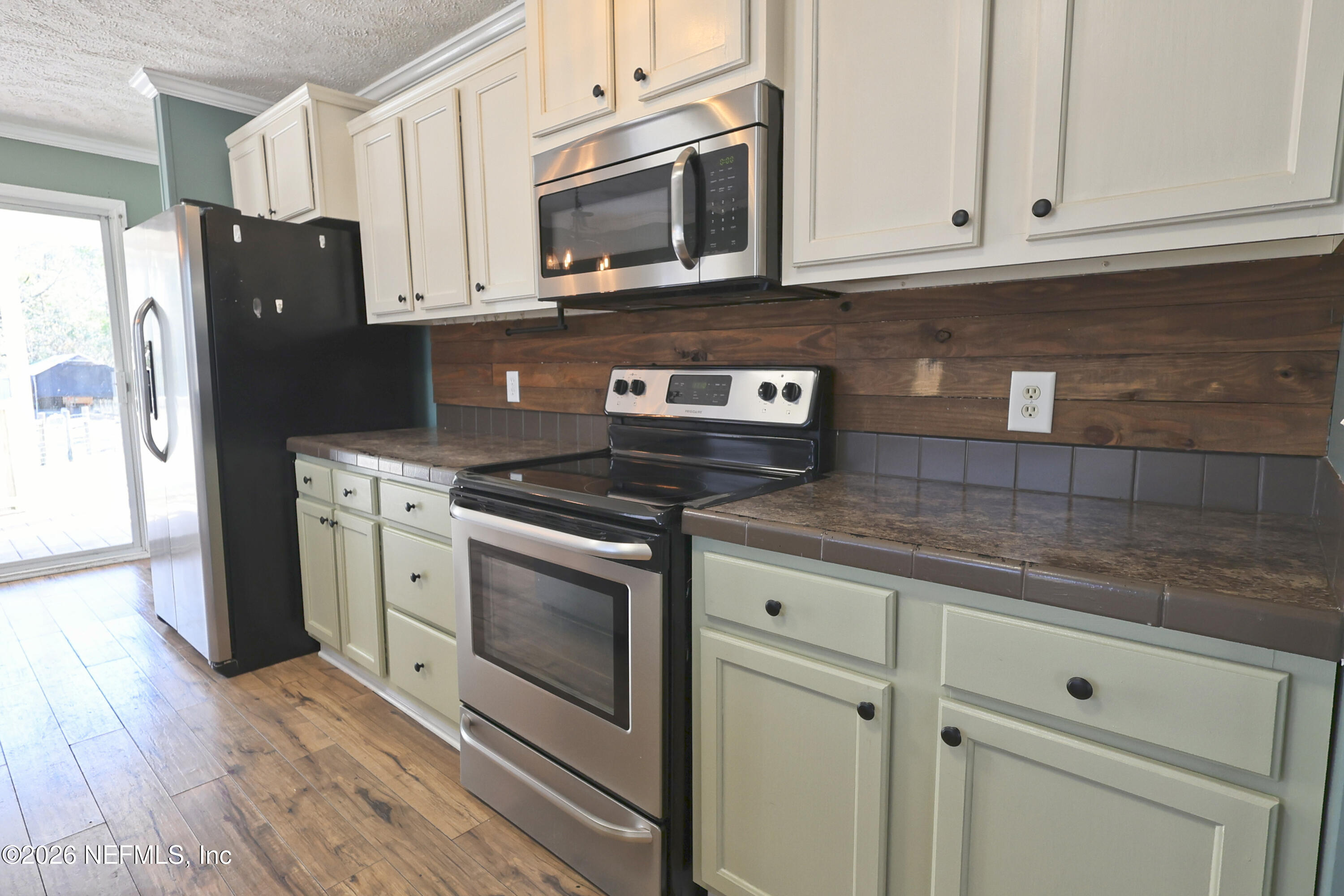 4680 Southeast 92nd Street Starke, FL 32091 - Photo 16 of 80 kitchen