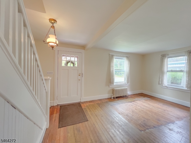 23 Salter Street Springfield, NJ 07081 - Photo 7 of 36 Gallery Image 7