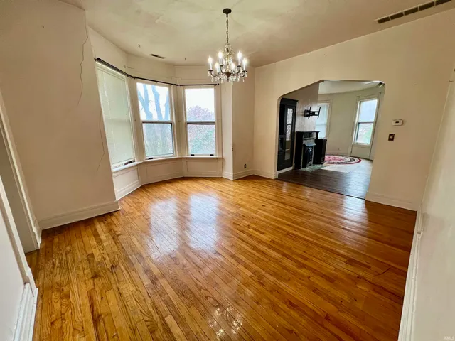 $199,900 | 301 Washington Avenue, Evansville, IN 47713