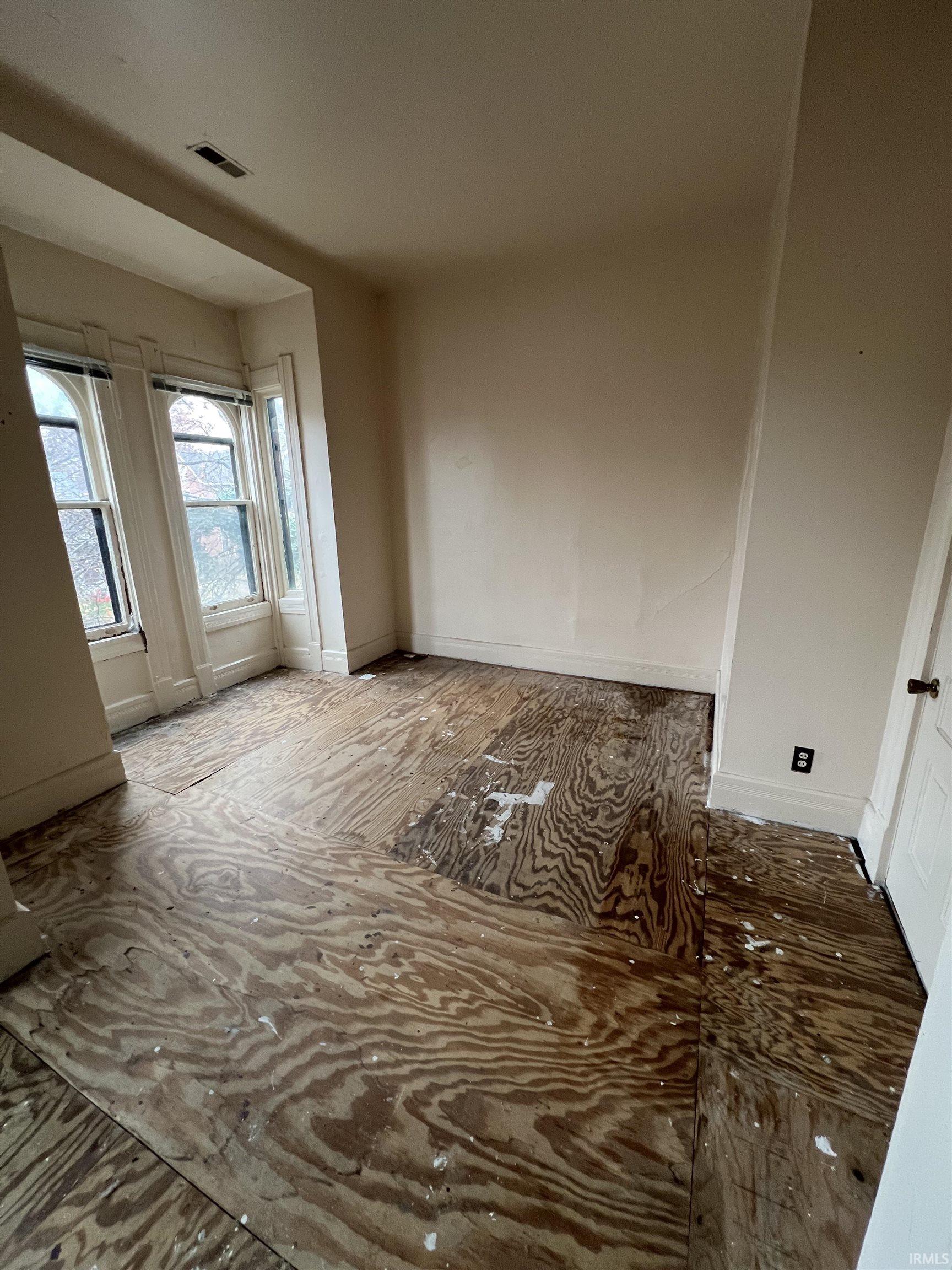 301 Washington Avenue Evansville, IN 47713 - Photo 7 of 30