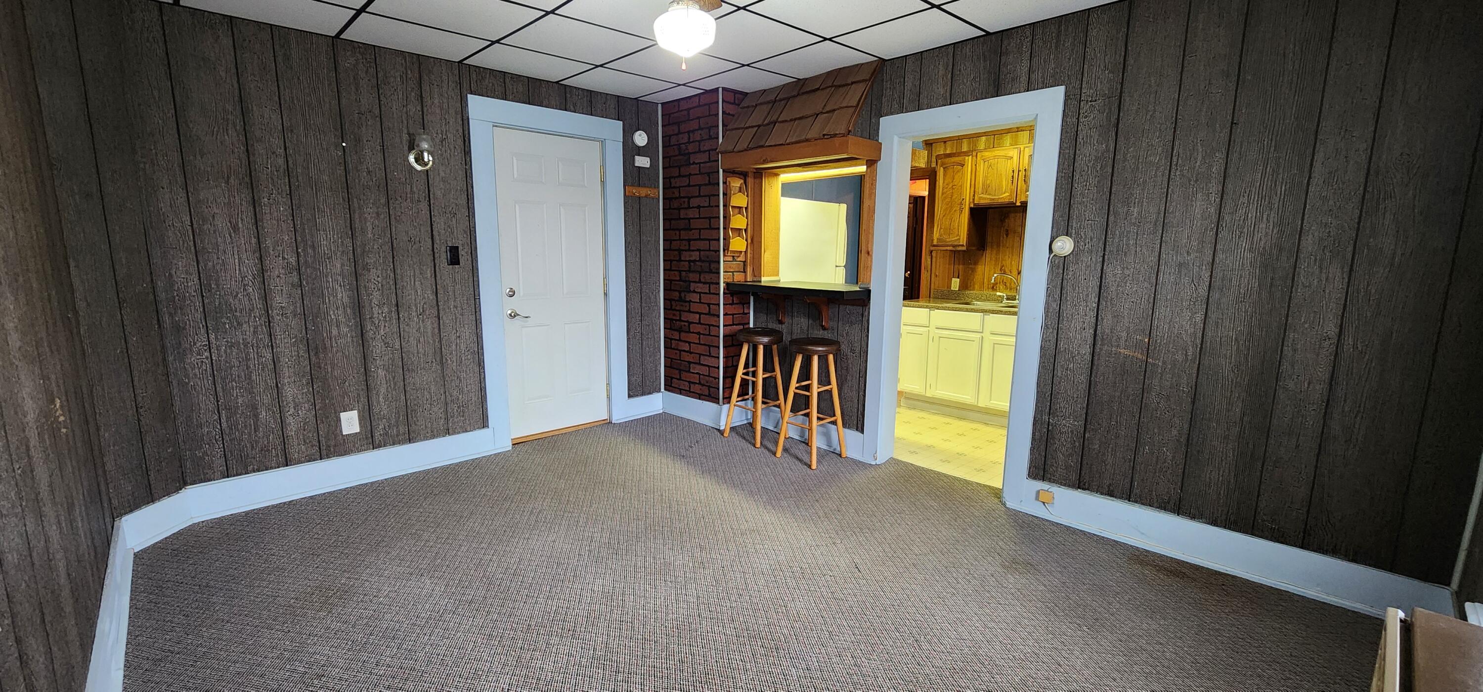 388 3rd Street, Unit 3 Manistee, MI 49660 - Photo 3 of 11 Living Space (2) 20240325_113724