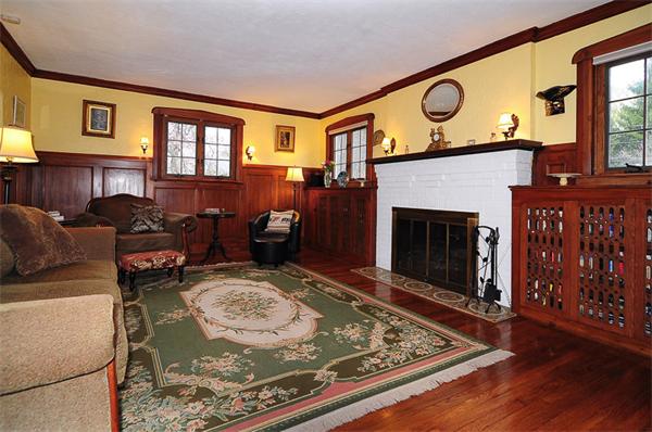 6 Russell Road Dedham, MA 02026 - Photo 7 of 18 Gallery Image 7
