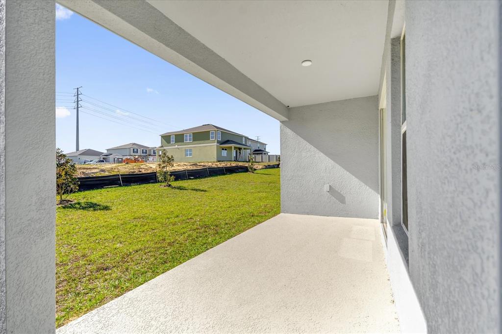 568 Mahogany Way Dundee, FL 33898 - Photo 14 of 18