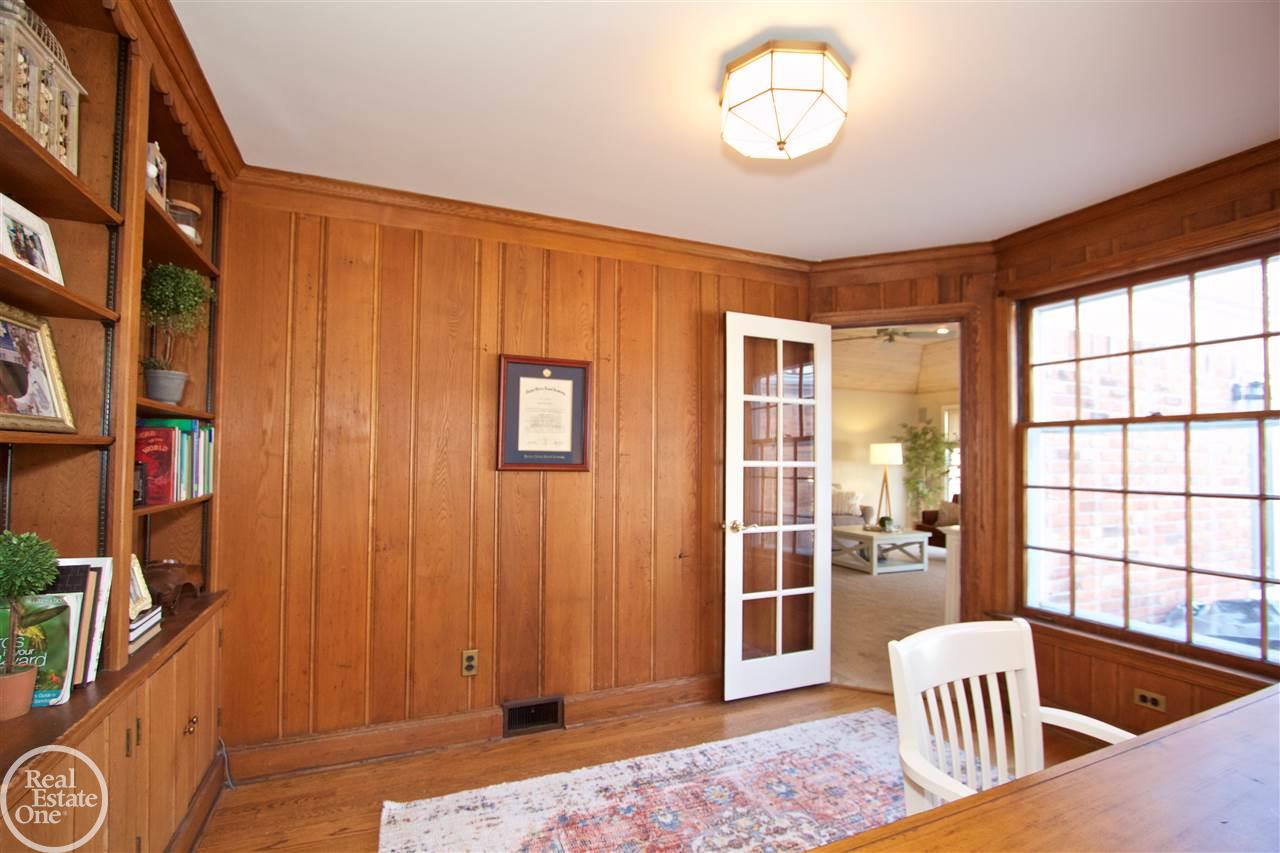1147 Harvard Road Grosse Pointe, MI 48230 - Photo 9 of 48 31342989-8.JPG