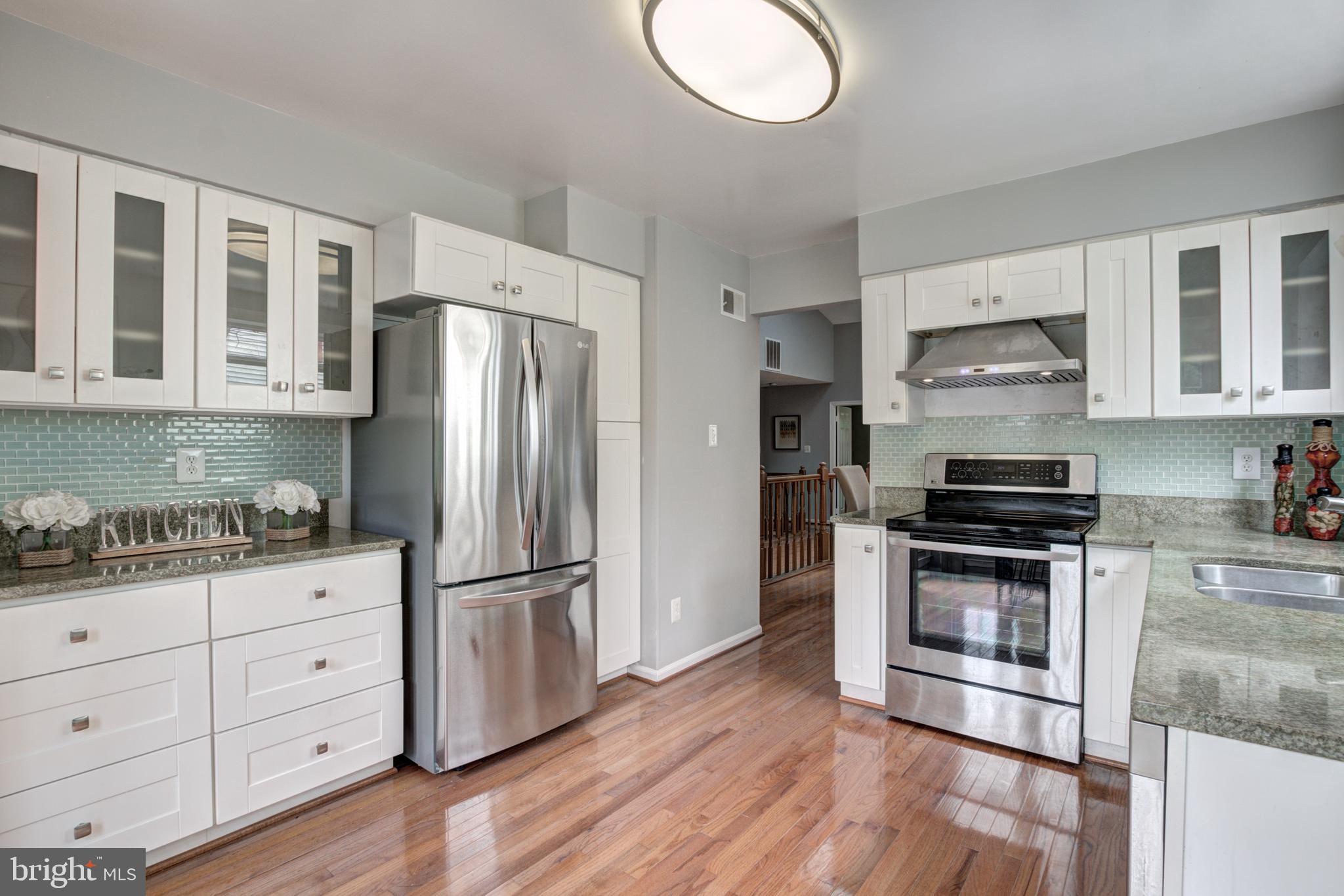 6744 Anders Terrace Springfield, VA 22151 - Photo 4 of 39 Gallery Image 4