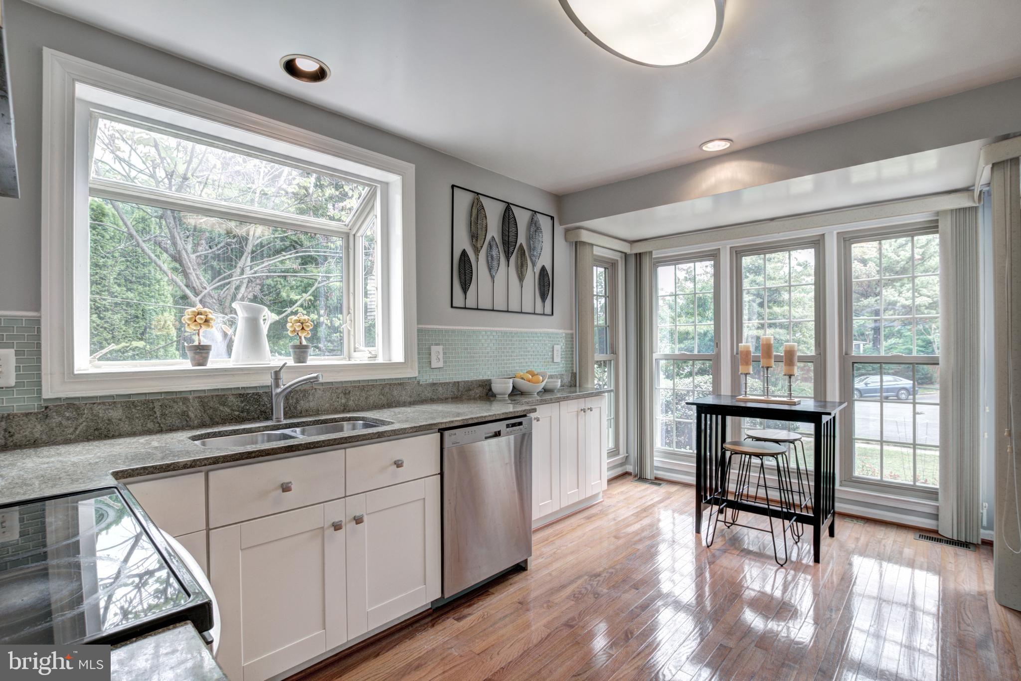 6744 Anders Terrace Springfield, VA 22151 - Photo 6 of 39 Gallery Image 6