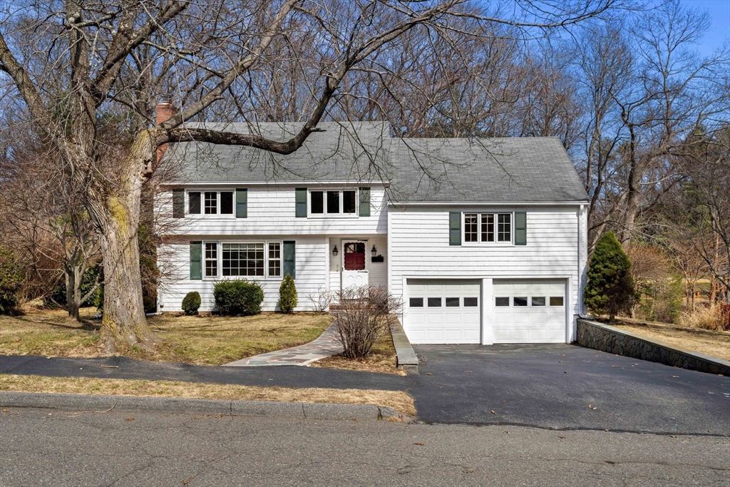 7 Putney Lane Lynnfield, MA 01940 - Photo 1 of 35