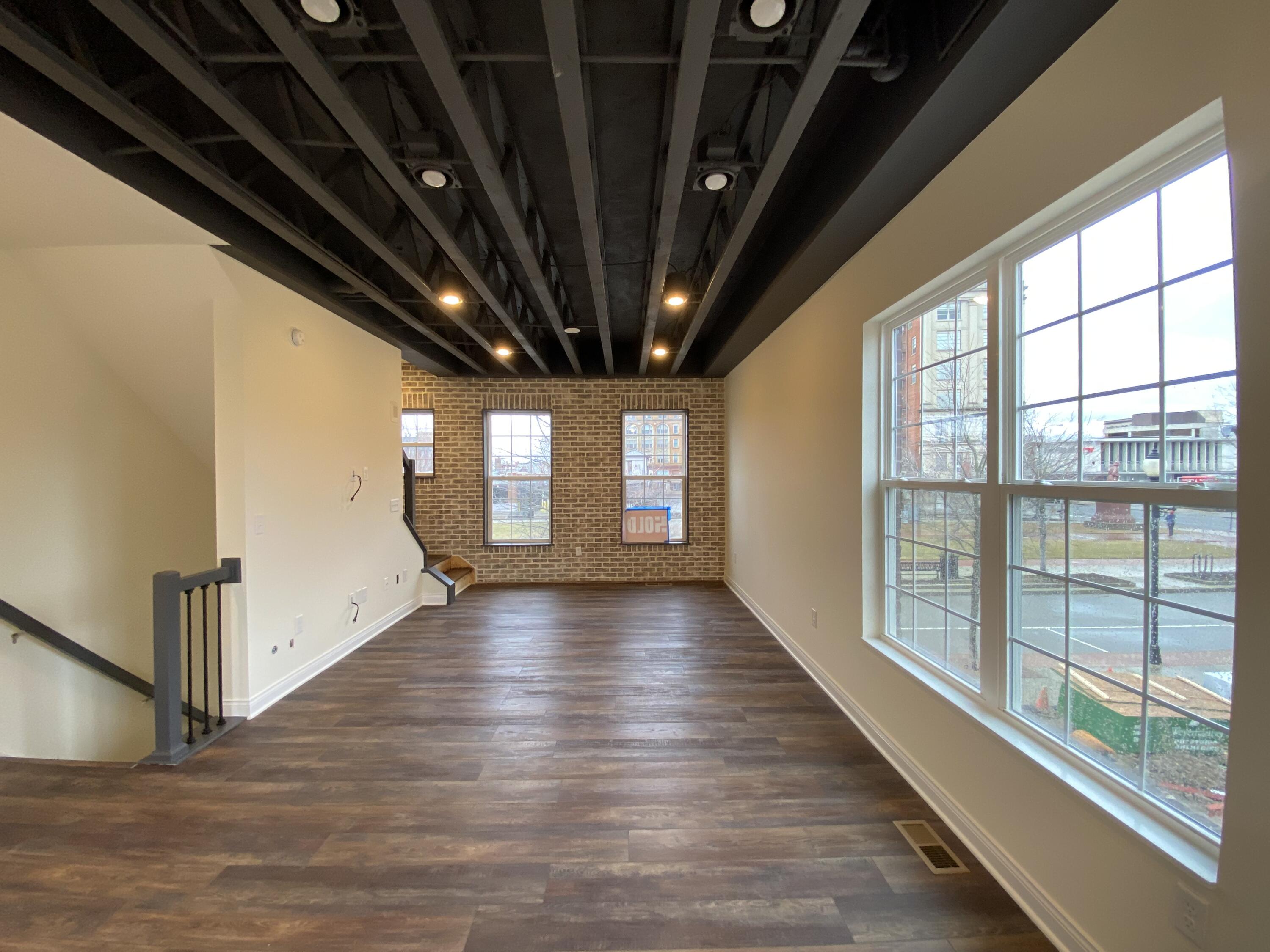 21 Mill Run Place Springfield, OH 45502 - Photo 4 of 22 Gallery Image 4