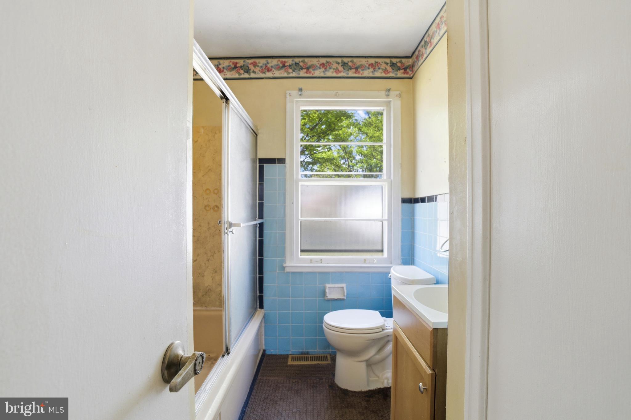 1402 Susan Avenue Croydon, PA 19021 - Photo 17 of 22