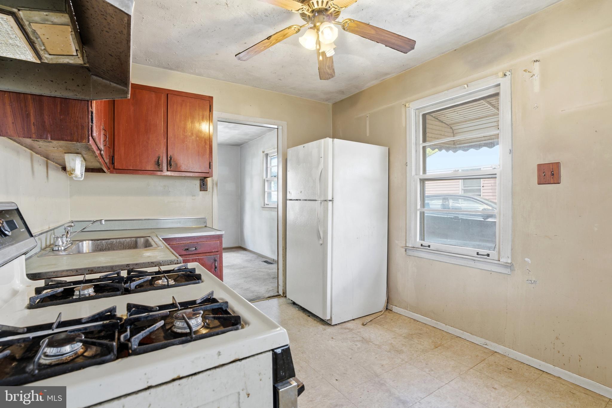 1402 Susan Avenue Croydon, PA 19021 - Photo 10 of 22