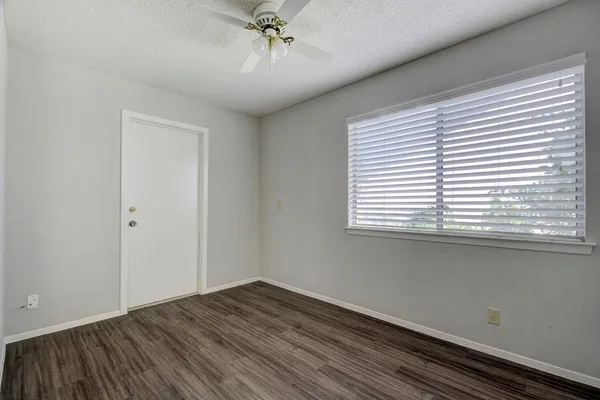 $2,100 | 10410 Broken Shoe Trail, Austin, TX 78750