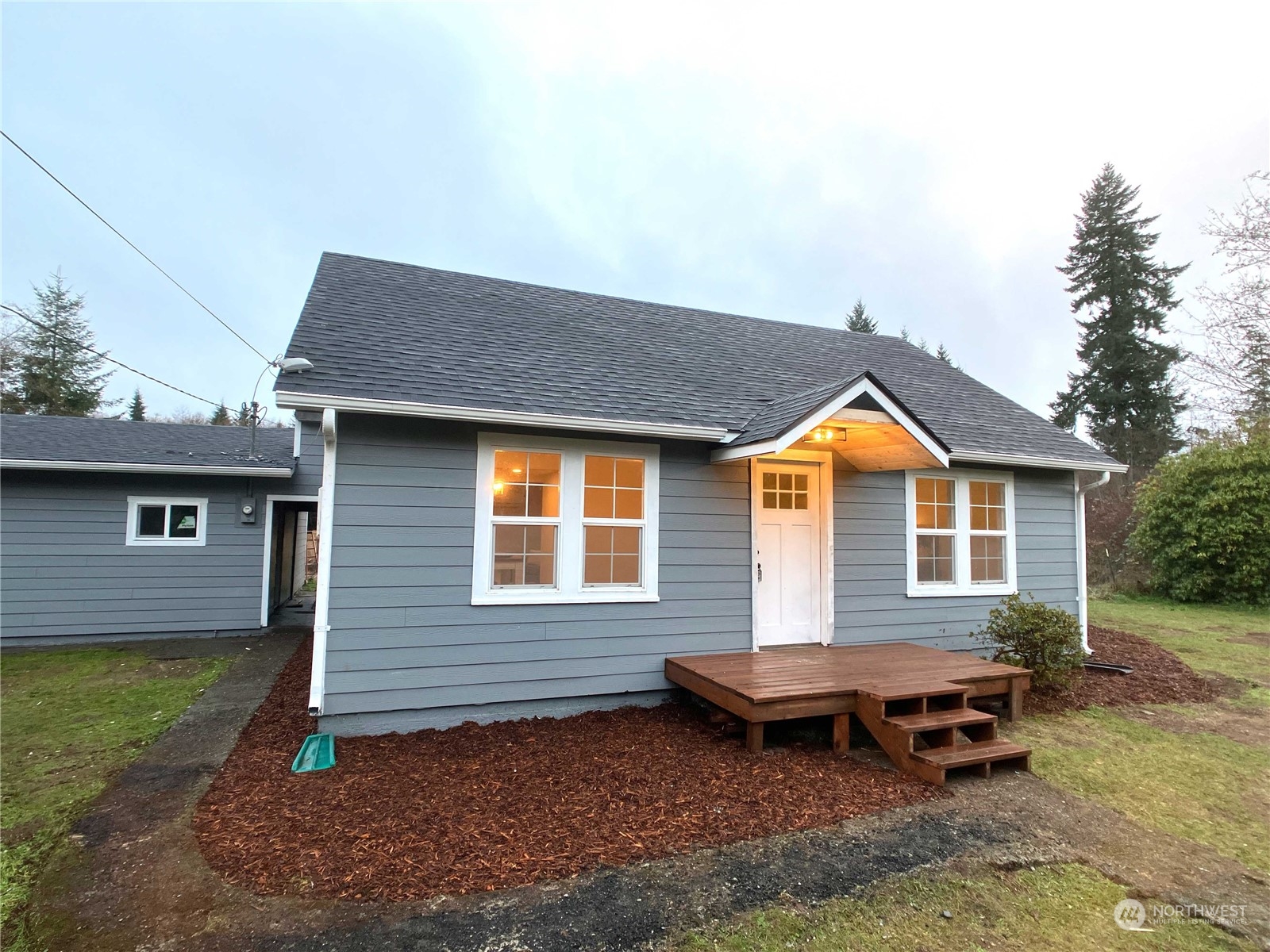 125 Sund Road Elma, WA 98541 - Photo 2 of 31 Gallery Image 2