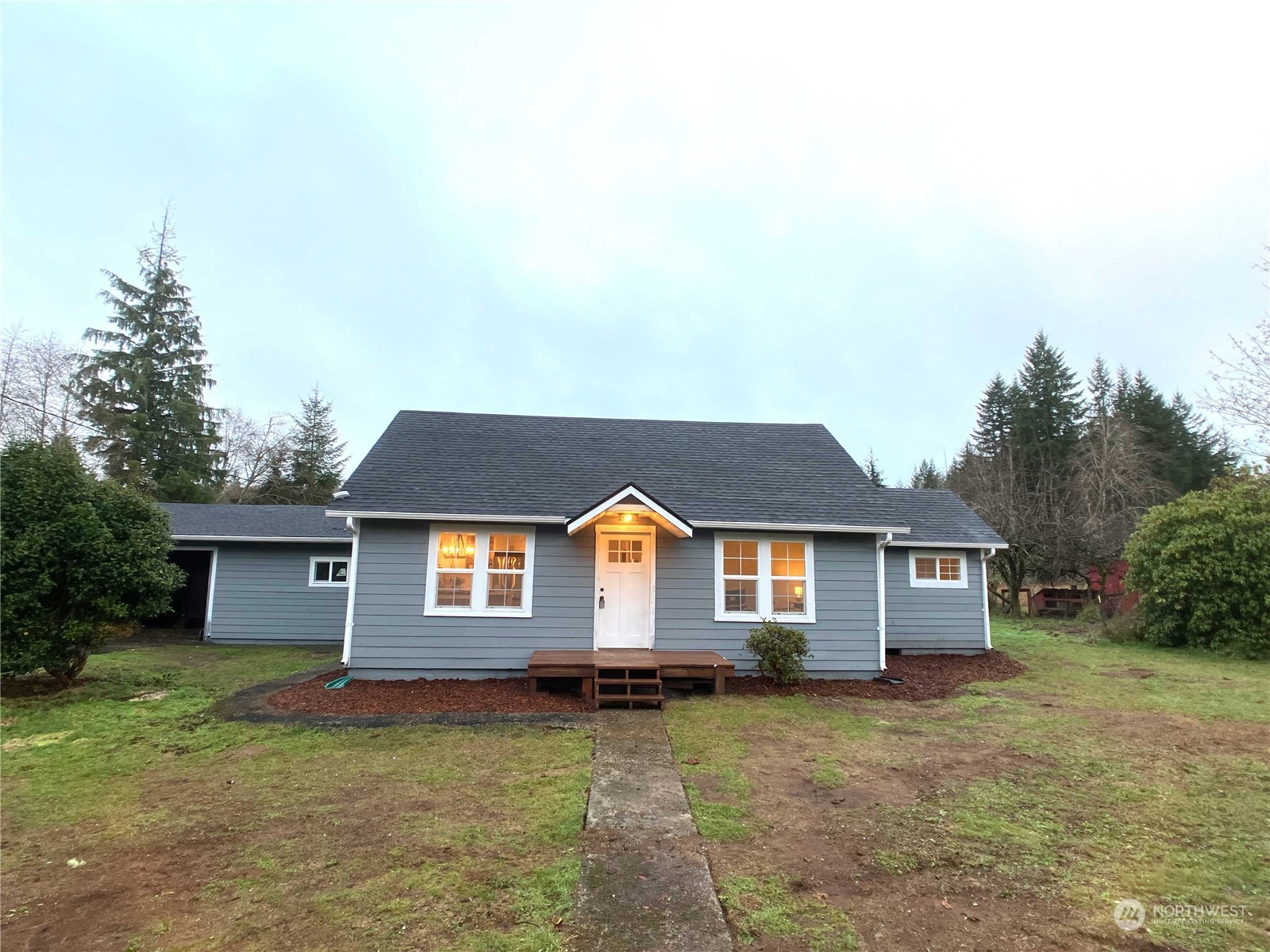 125 Sund Road Elma, WA 98541 - Photo 3 of 31 Gallery Image 3