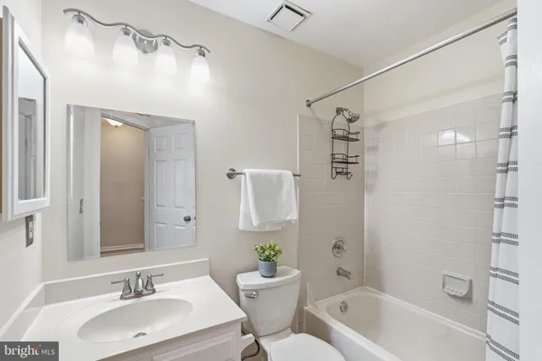 $650,000 | 6005 Pieco Court, Alexandria, VA 22315