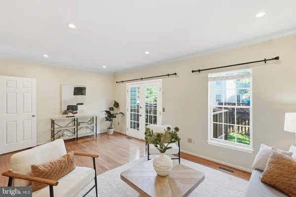 $650,000 | 6005 Pieco Court, Alexandria, VA 22315
