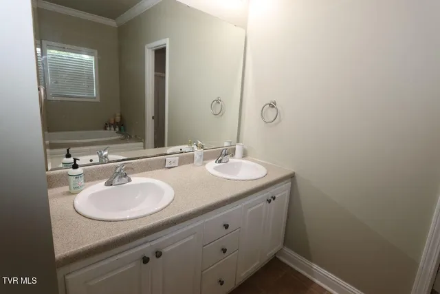 $279,000 | 17977 Overlook Drive, Abingdon, VA 24210