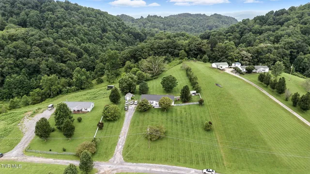 $279,000 | 17977 Overlook Drive, Abingdon, VA 24210