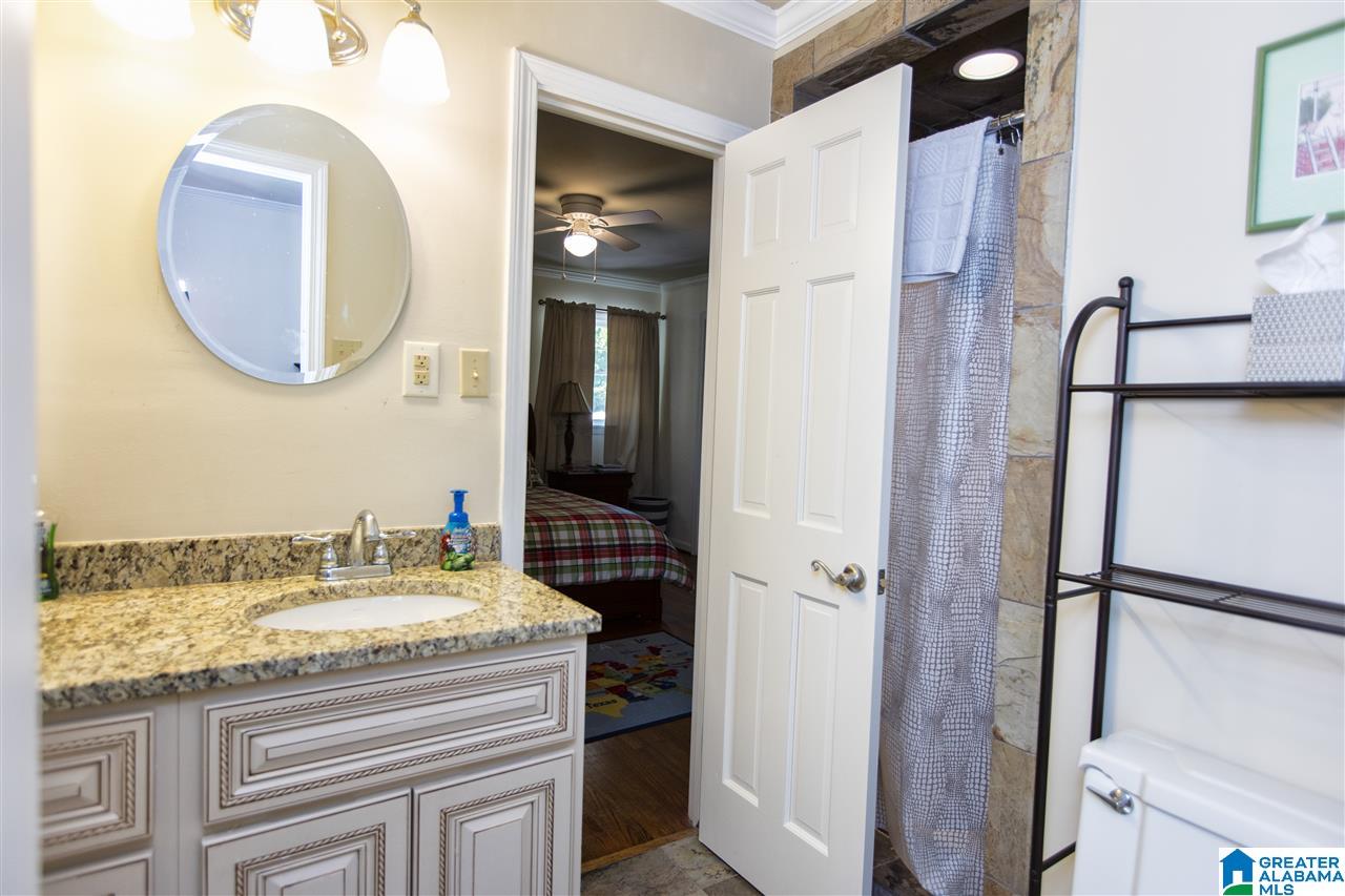 3612 Spring Valley Road, Unit 17 Mountain Brook, AL 35223 - Photo 16 of 35
