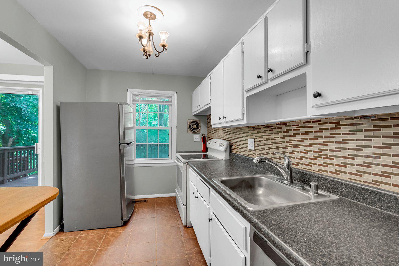 3505 Santee Road Nottingham, MD 21236 - Photo 10 of 30