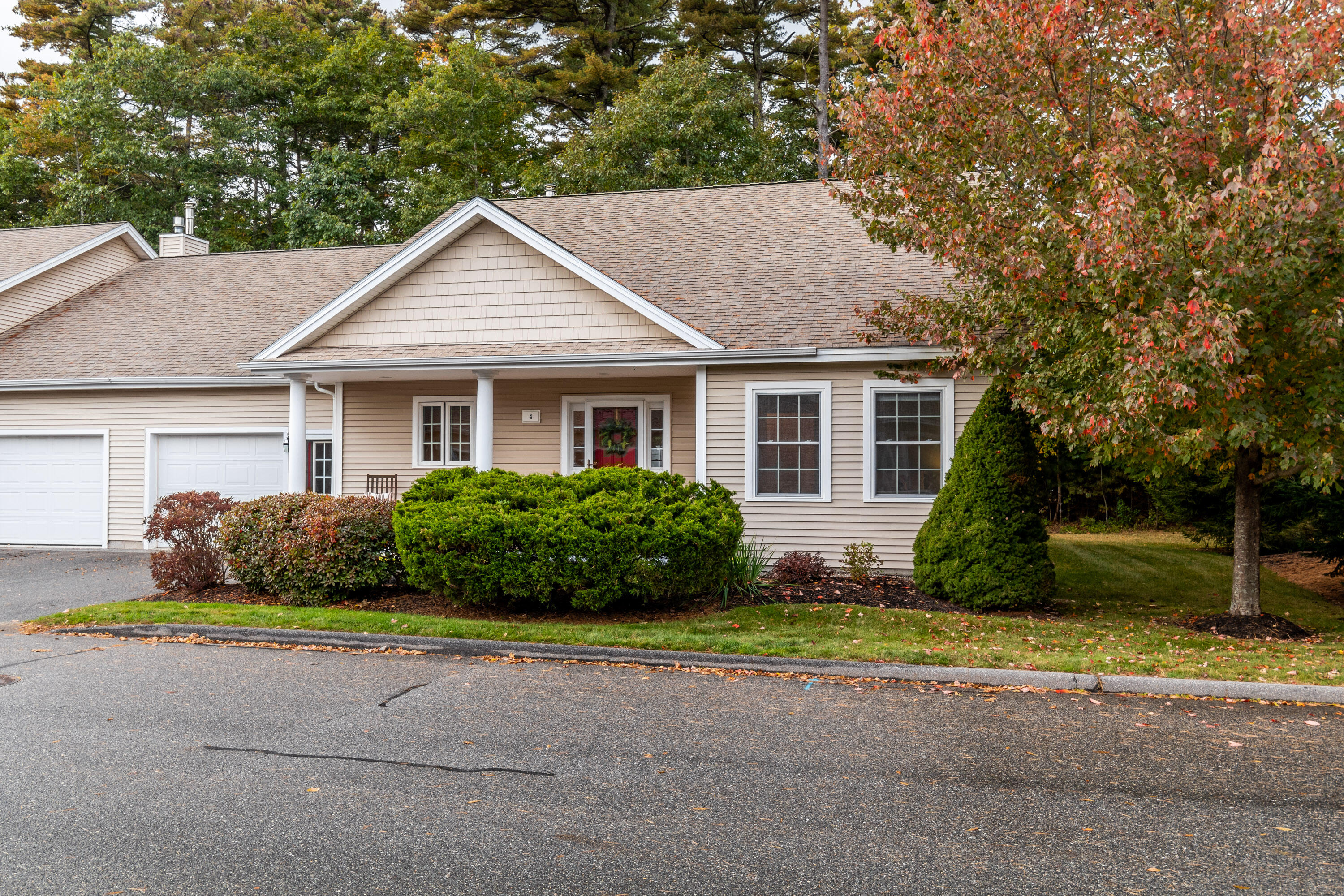 4 Sand Point Lane, Unit 3 Cumberland Foreside, ME 04110 - Photo 2 of 39 20231016ms-81003