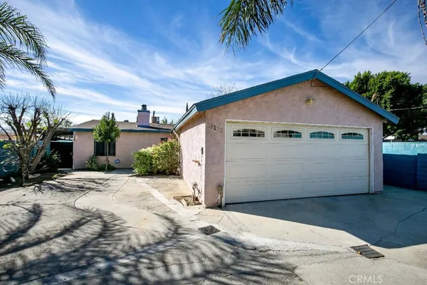 $849,000 | 13100 Foothill Boulevard, Sylmar, CA 91342
