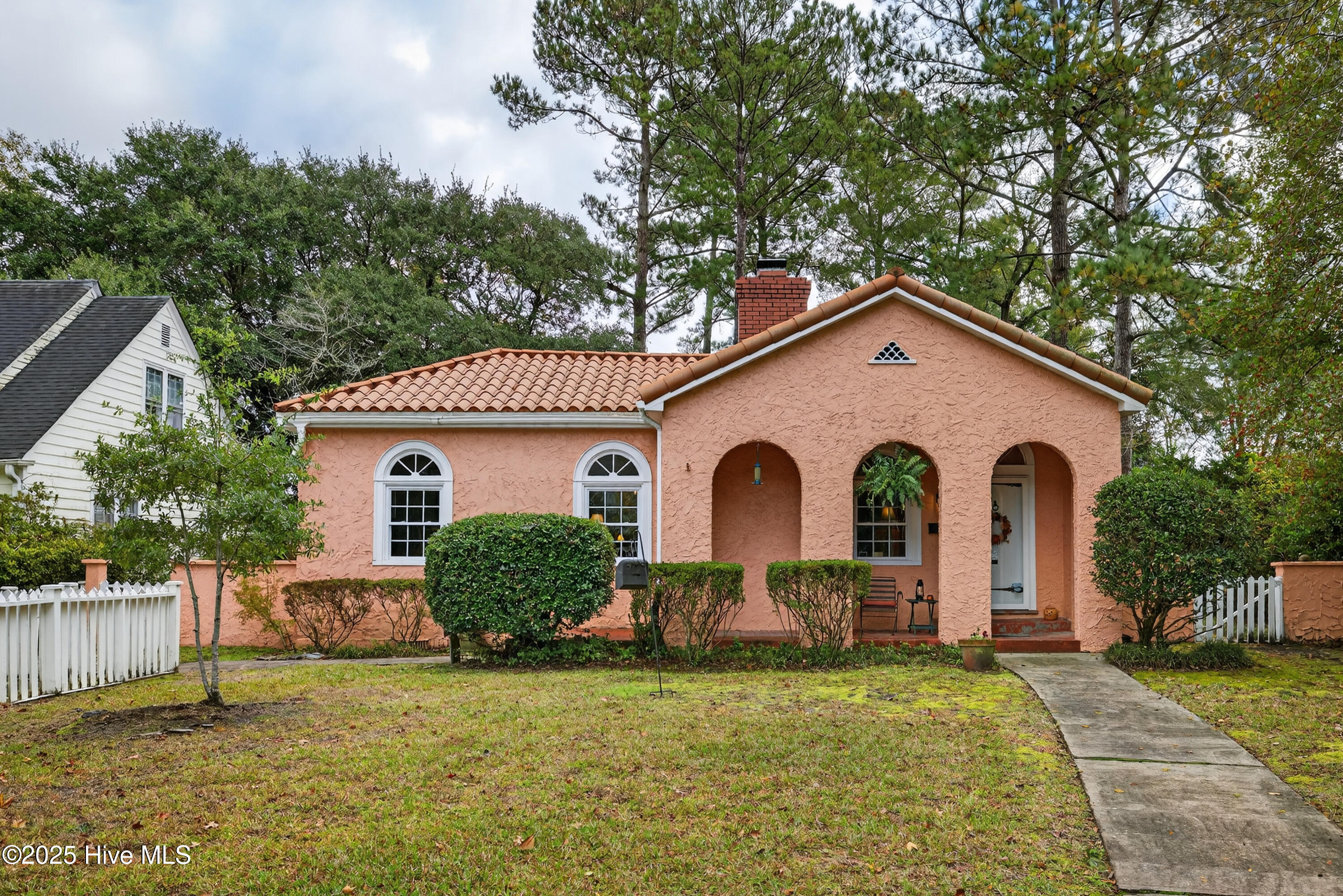 1411HawthorneRoad-2