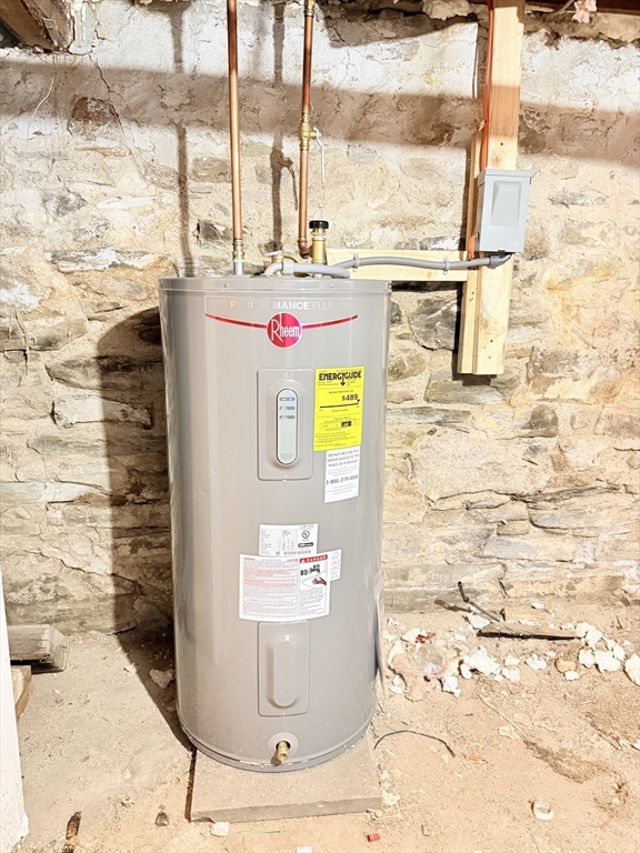 122 Copperfield Road Worcester, MA 01602 - Photo 27 of 28