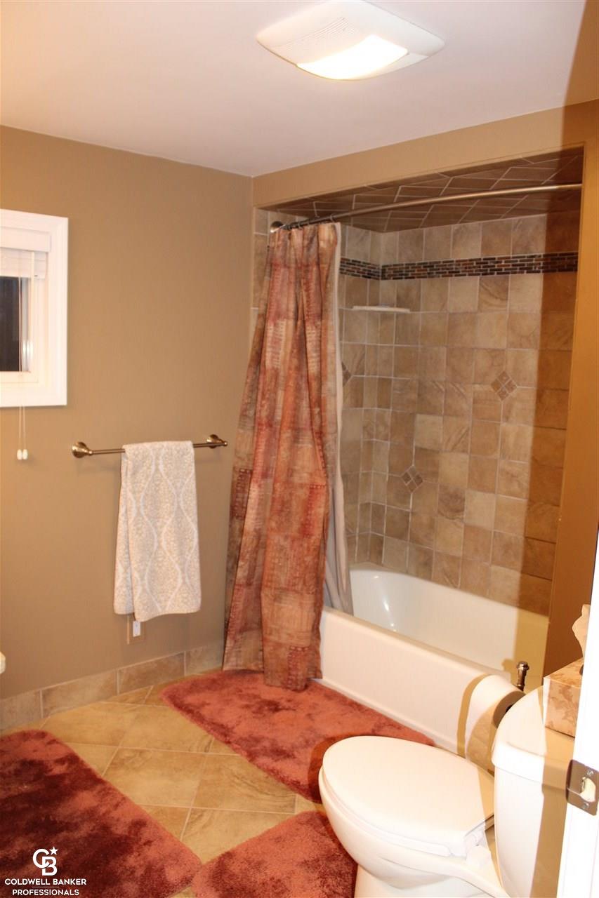 1527 Mayer Road St. Clair, MI 48079 - Photo 14 of 23 50006662-13.JPG