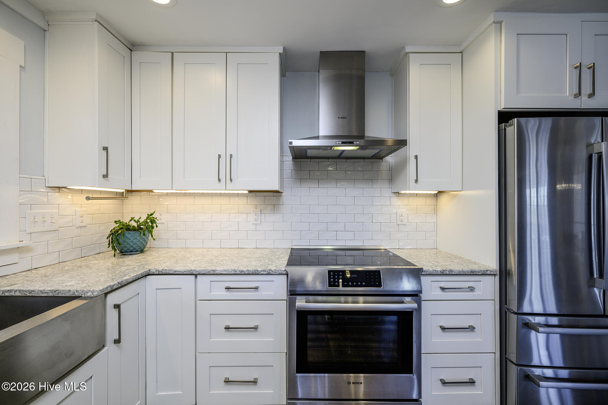 321 Riverside Drive New Bern, NC 28560 - Photo 24 of 78 Kitchen