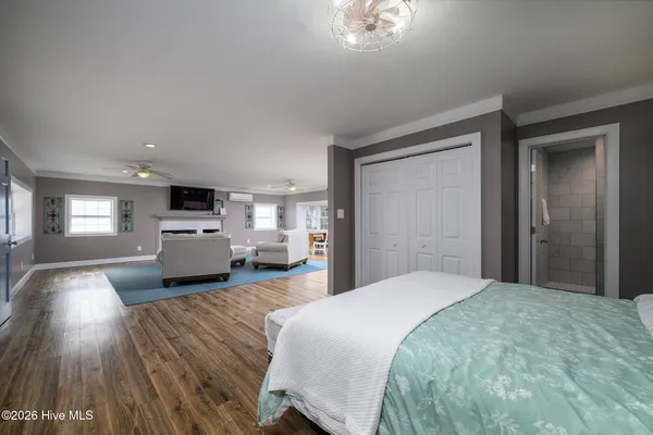 $950,000 | 321 Riverside Drive, New Bern, NC 28560