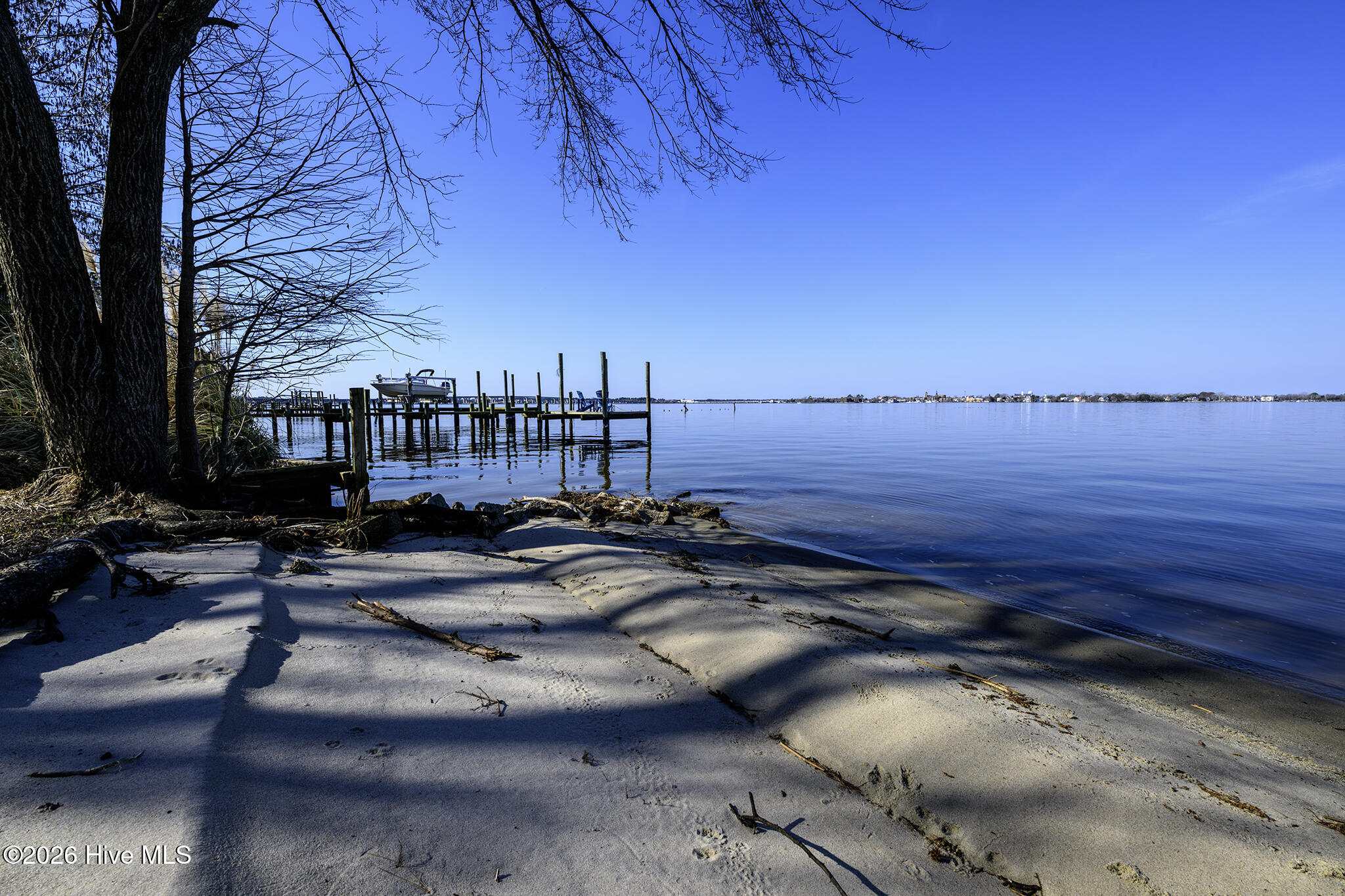 321 Riverside Drive New Bern, NC 28560 - Photo 76 of 78 Beach on the Neuse River