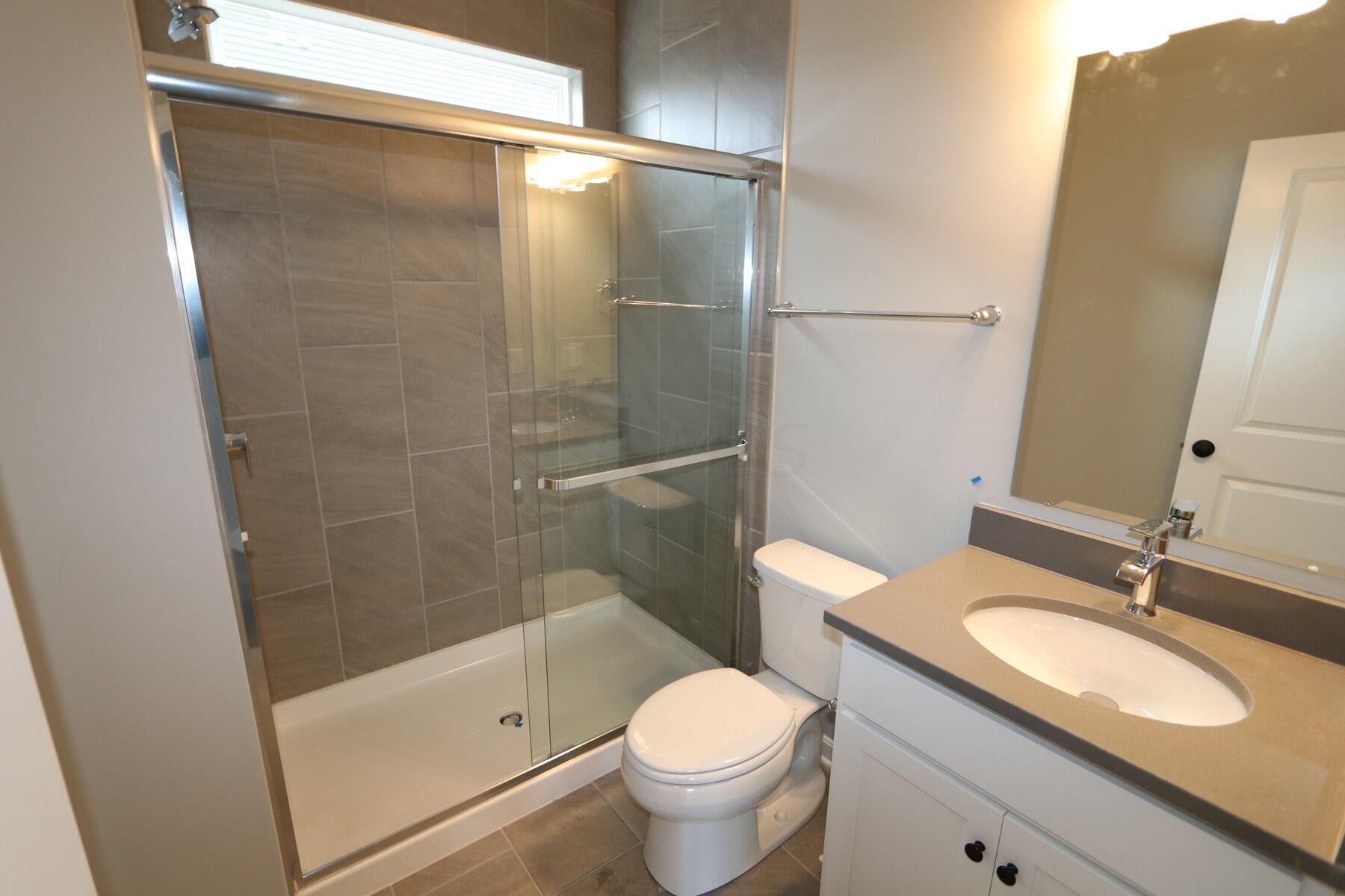 1629 Cromwill Loop Delaware, OH 43015 - Photo 13 of 26 Bathroom