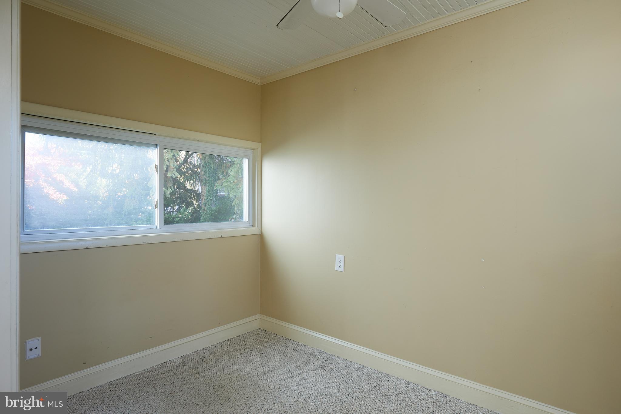 2913 24th Street North Arlington, VA 22207 - Photo 7 of 30 an empty room with a window