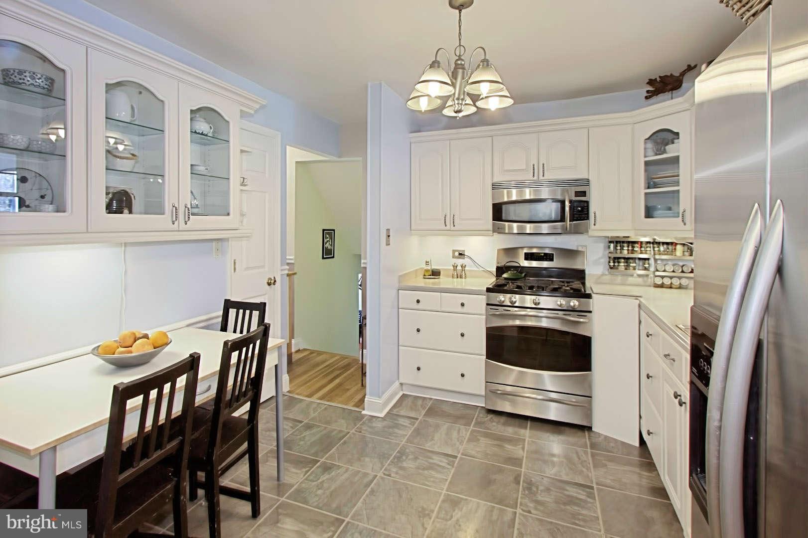 1908 Cool Spring Drive Alexandria, VA 22308 - Photo 5 of 28 Kitchen