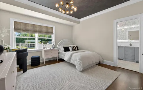 $4,200,000 | 32 Elm Street, Woodbury, NY 11797