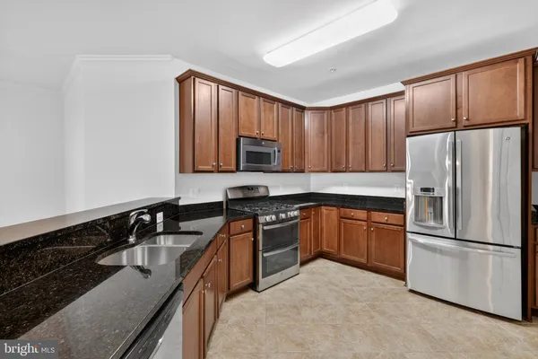 $470,000 | 24636 Woolly Mammoth Terrace, Unit 207, Aldie, VA 20105