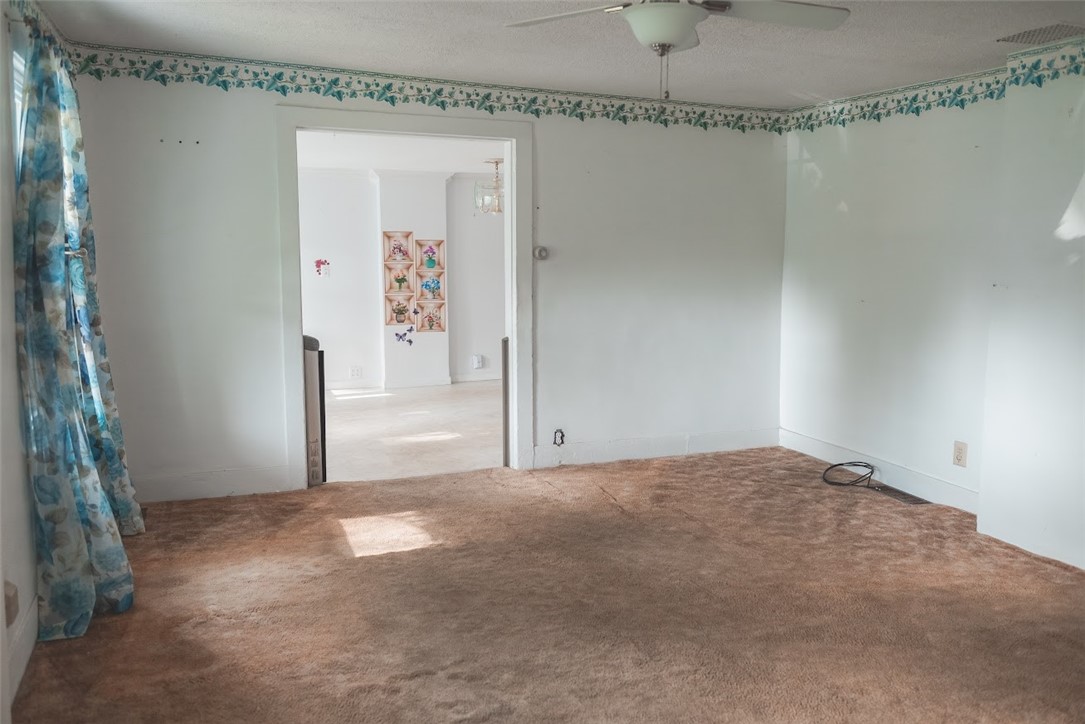 4624 Alabama Road Shelby, NY 14103 - Photo 10 of 43