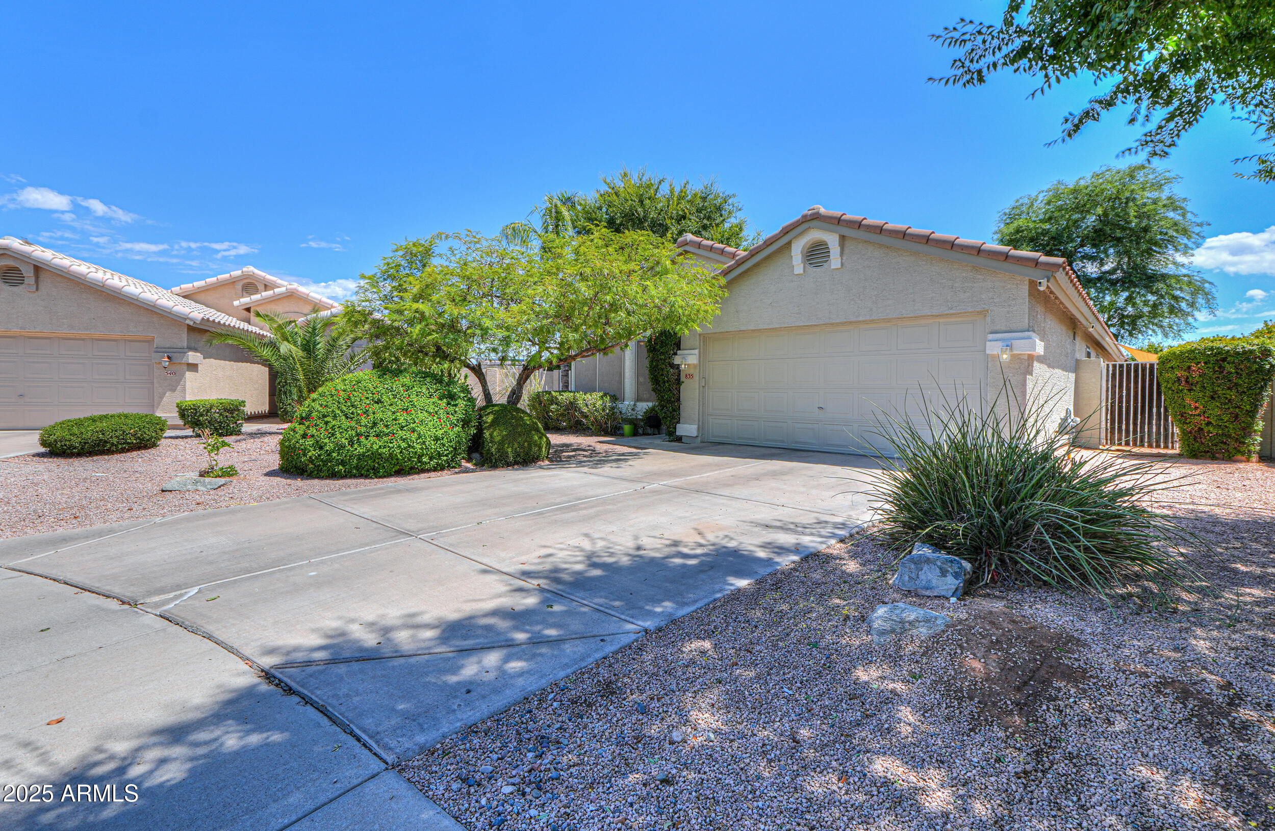 835 South Modine Lane Gilbert, AZ 85296 - Photo 3 of 56 03