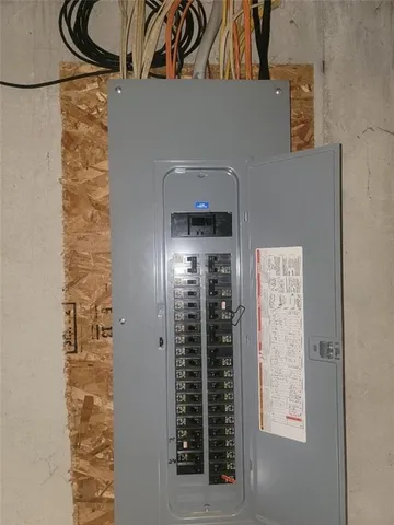 $370,000 | 19441 West 208th Street, Spring Hill, KS 66083