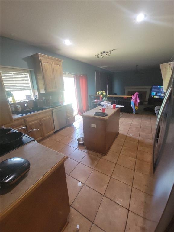 19441 West 208th Street Spring Hill, KS 66083 - Photo 2 of 21