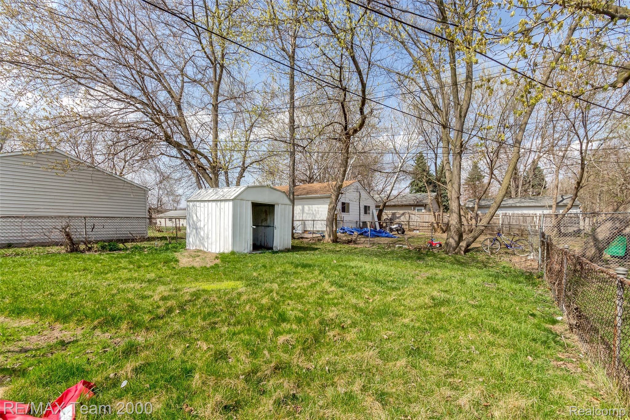 26744 Beverly Road Taylor, MI 48180 - Photo 23 of 24 23.jpg