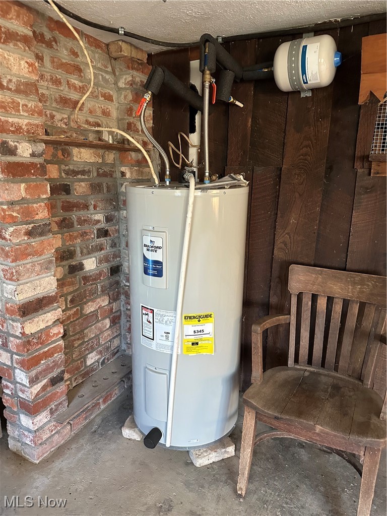 44952 Moose Ridge Road Woodsfield, OH 43793 - Photo 42 of 48 Utilities featuring electric water heater