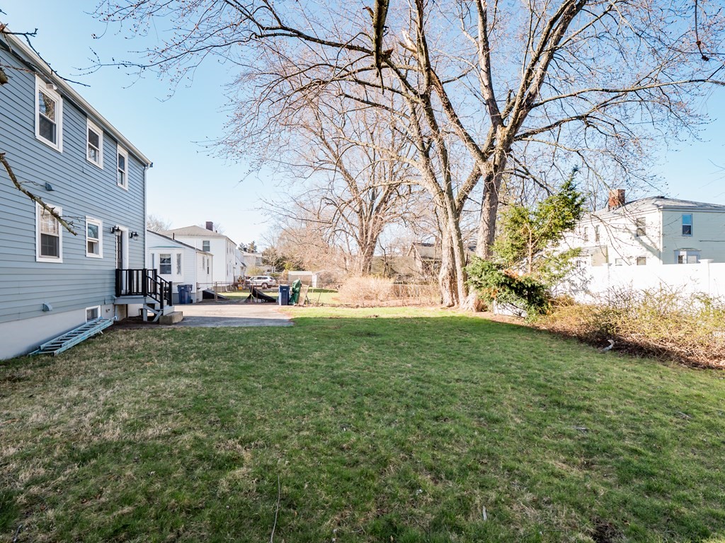 25 Paragon Road Boston, MA 02132 - Photo 8 of 34 Gallery Image 8