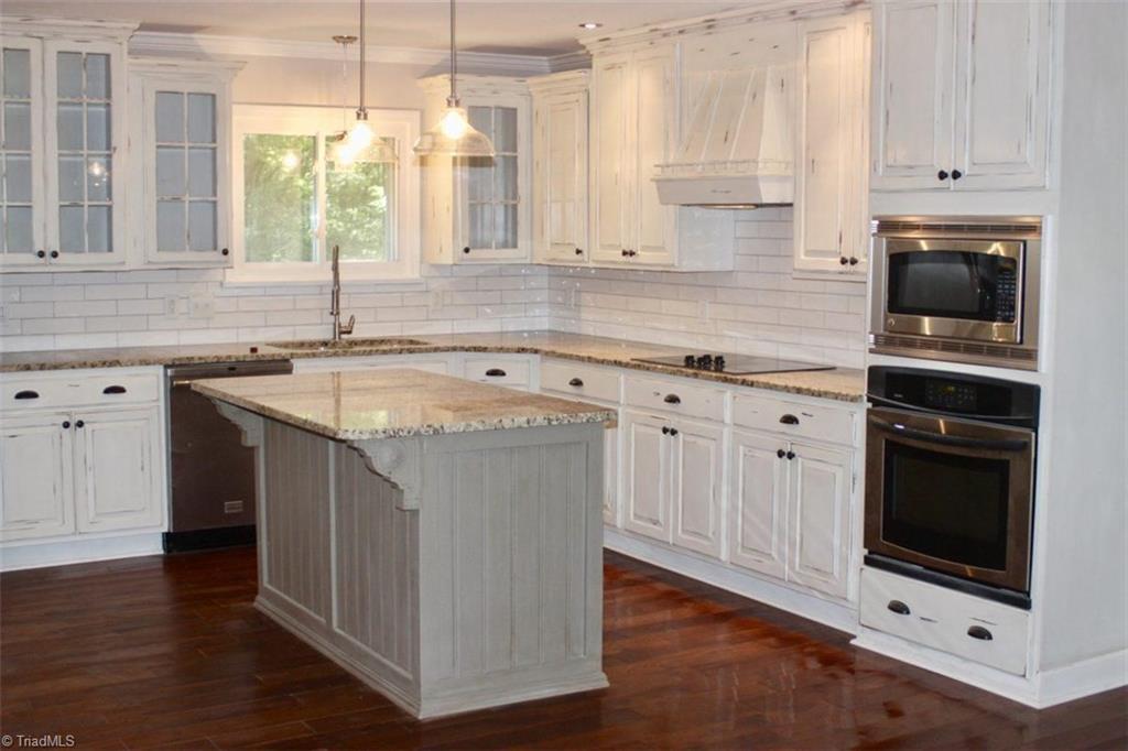 502 Johnson Road High Point, NC 27265 - Photo 4 of 15 Gallery Image 4